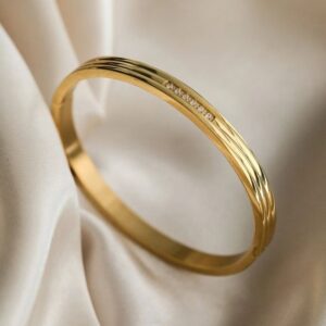 premium24 carat gold bracelet for both men and women